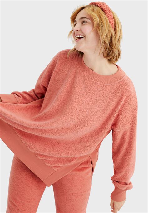 aerie sweatshirt with side slits.